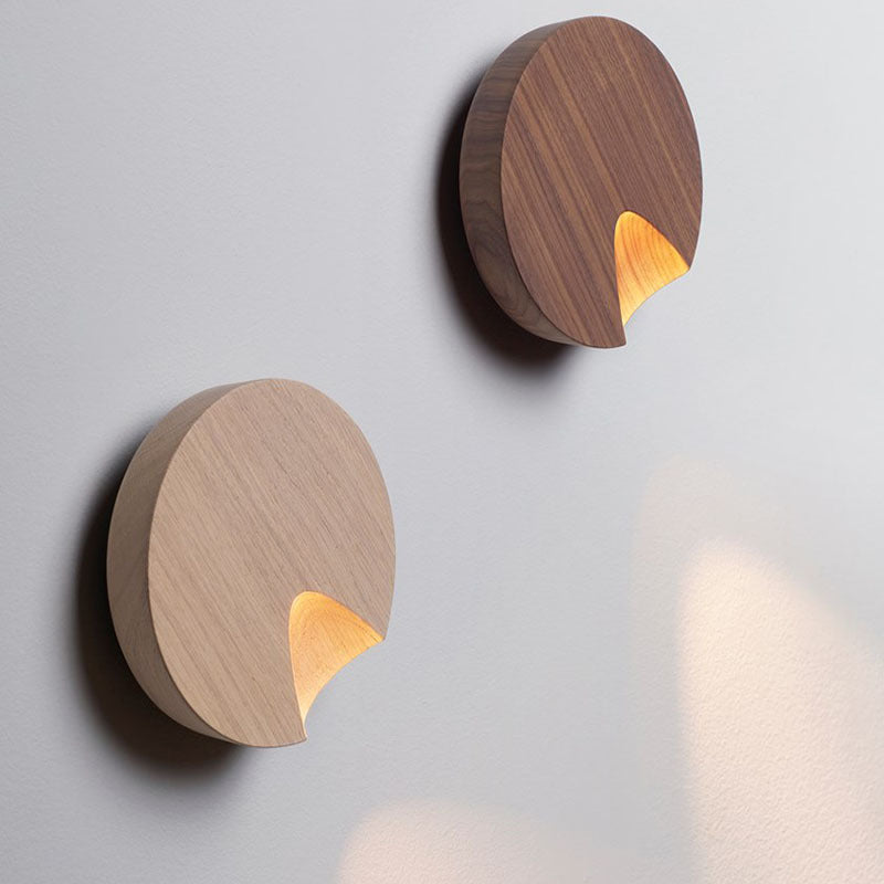 Minimalist Round LED Wall Lamp for Home Ambiance Lighting